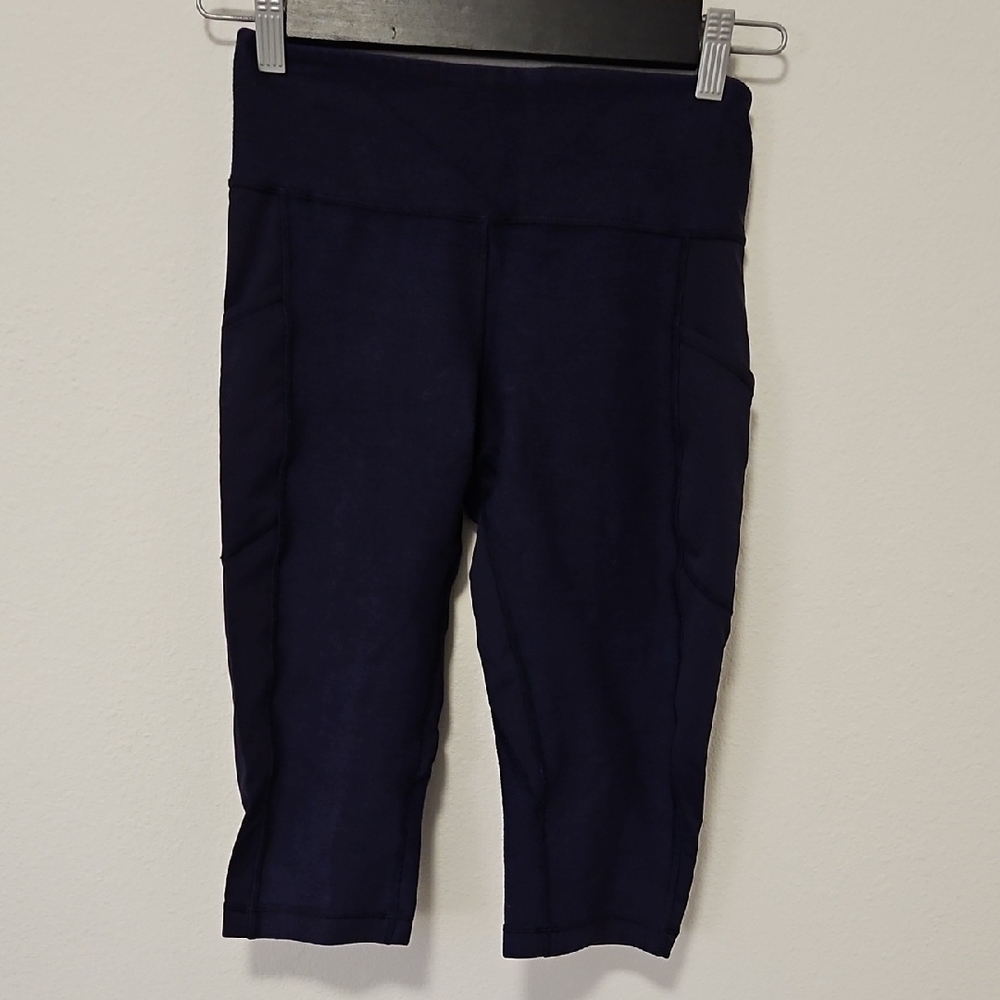 Lululemon crops sz 6
